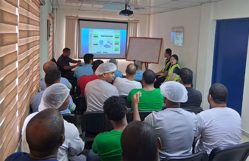 A plant-wide Q&A session allowed operators to share real-world challenges and gain direct, confidence-building guidance from PLASCO engineers. A plant-wide Q&A session allowed operators to share real-world challenges and gain direct, confidence-building guidance from PLASCO engineers.